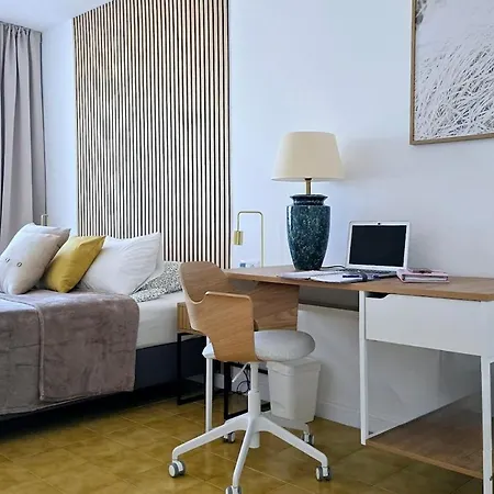 Amazing Ocean View With Heated Swimming Pool 公寓 *