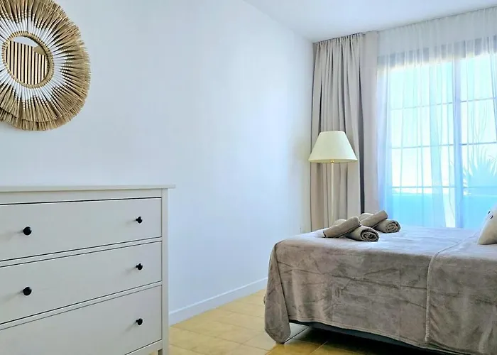 Apartamento Amazing Ocean View With Heated Swimming Pool *