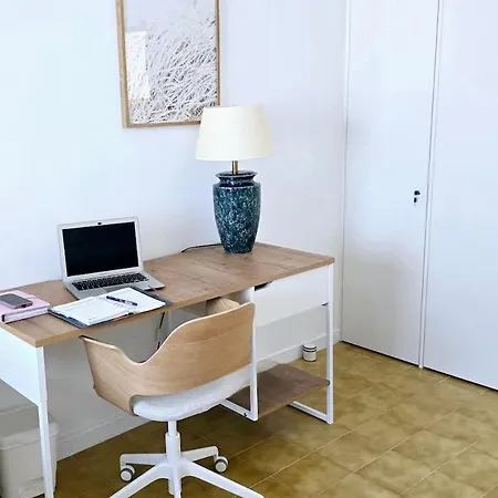 Amazing Ocean View With Heated Swimming Pool Apartment