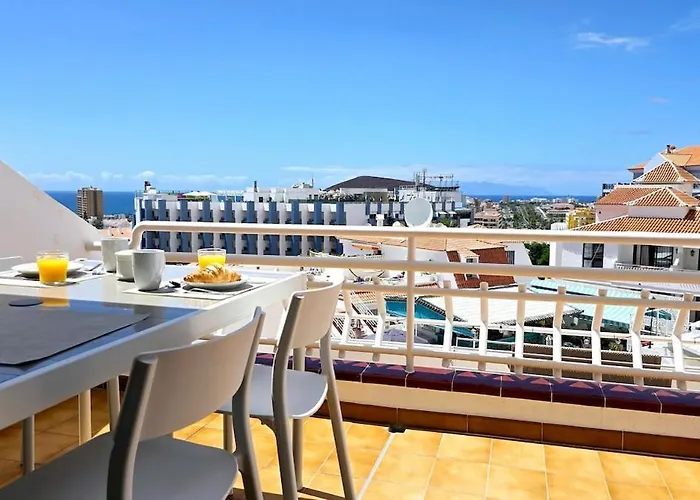 Amazing Ocean View With Heated Swimming Pool Apartment Los Cristianos (Tenerife)