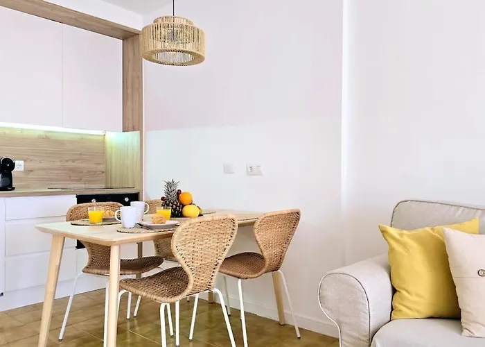 Amazing Ocean View With Heated Swimming Pool